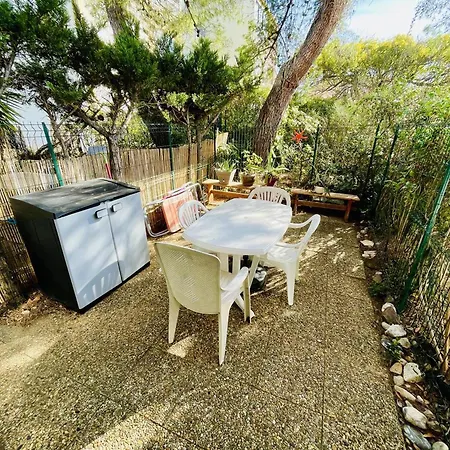 Jardin Au Calme, Proche Commodites, Plage Et Port, Parking Prive - Fr-1-723-143 * Agde